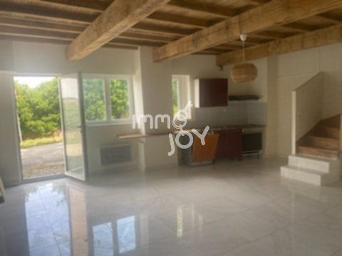 Maison de village - 70 m² - 3 pièces