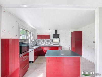 Maison - 84 m² - 5 pièces