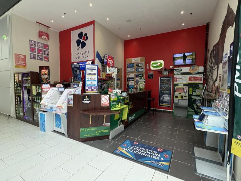 Divers - 33 m² - 1 pièce