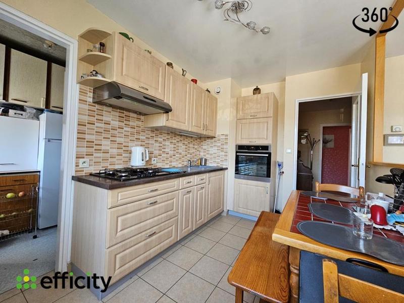 Appartement - 77 m² - 4 pièces