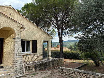 Maison - 102 m² - 4 pièces