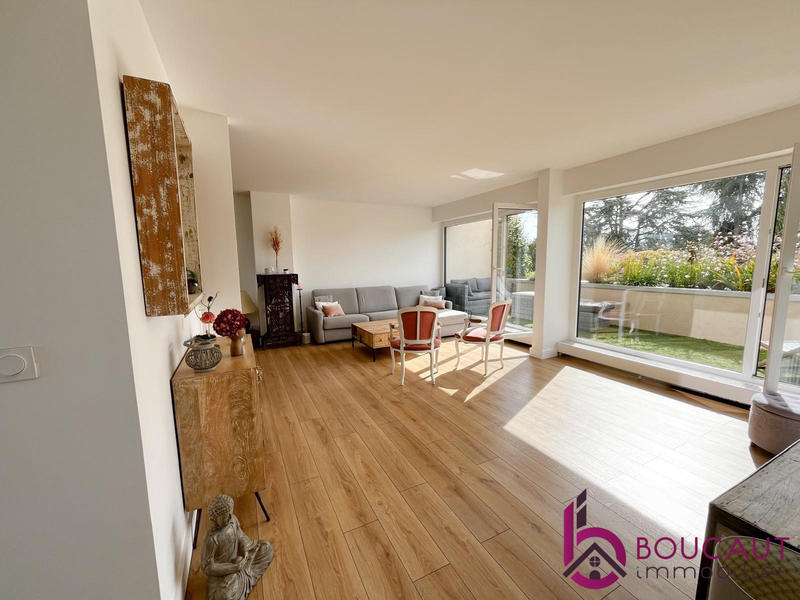 Appartement - 141 m² - 7 pièces