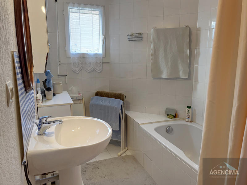 Maison - 88 m² - 3 pièces