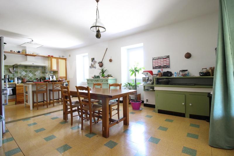 Mas - 273 m² - 7 pièces