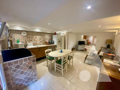 Appartement - 60 m² - 1 pièce