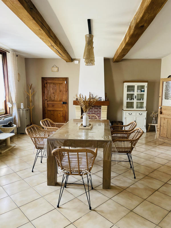 Maison - 195 m² - 7 pièces
