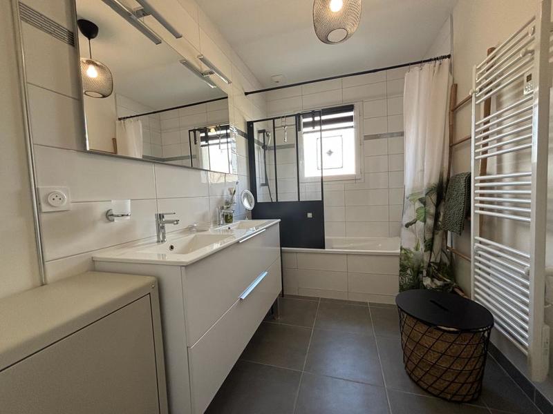 Maison - 91 m² - 4 pièces