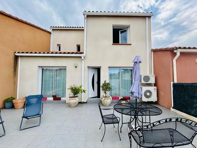 Maison - 96 m² - 3 pièces