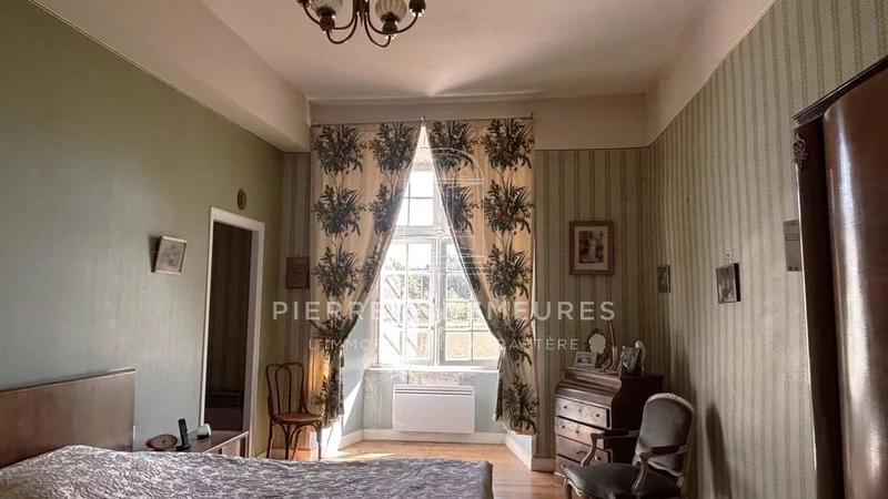 Manoir - 203 m² - 13 pièces