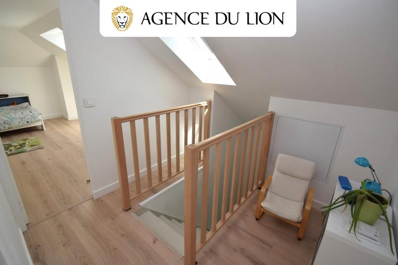 Maison - 151 m² - 6 pièces