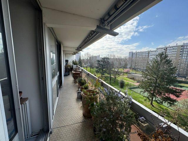 Appartement - 74 m² - 2 pièces