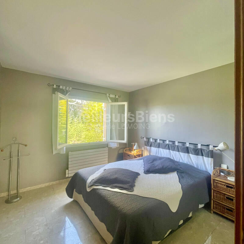 Appartement - 120 m² - 4 pièces