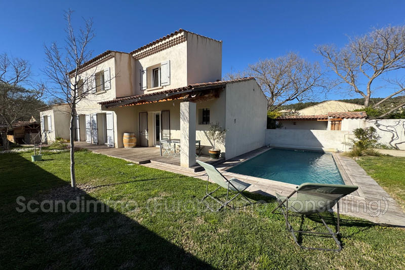 Maison - 169 m² - 6 pièces