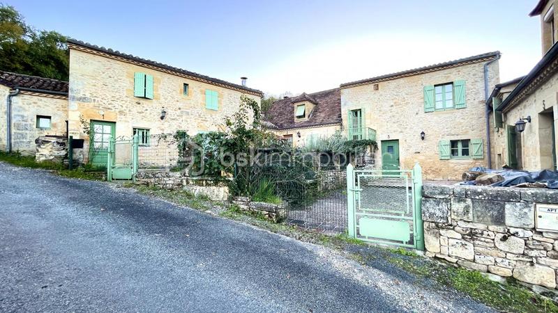 Maison en pierre - 304 m² - 16 pièces