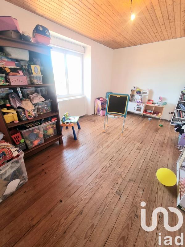 Maison - 280 m² - 11 pièces