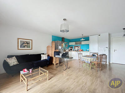 Appartement - 65 m² - 3 pièces