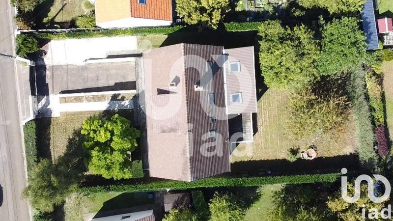 Maison - 217 m² - 8 pièces