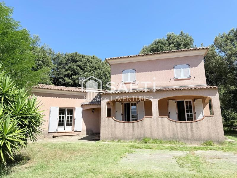 Maison - 165 m² - 5 pièces