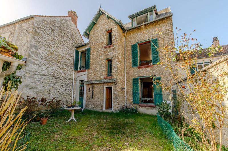 Maison - 150 m² - 6 pièces