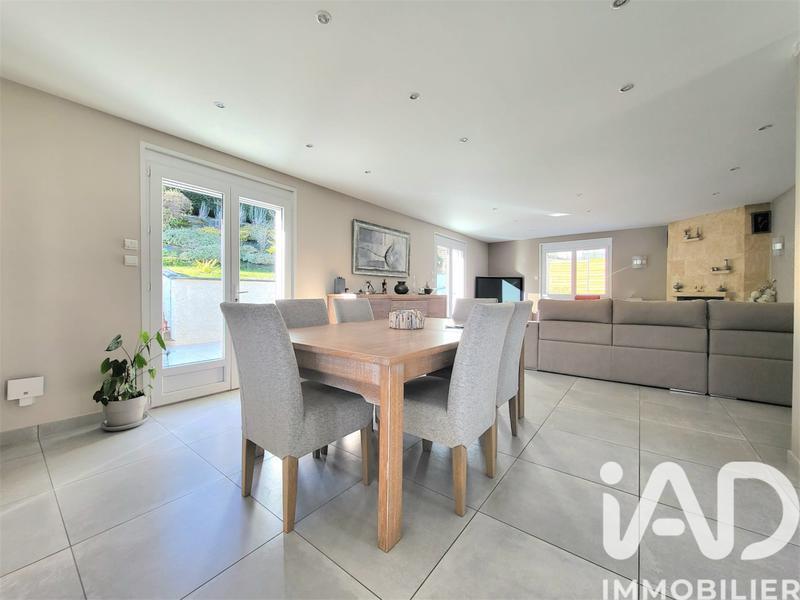 Maison - 157 m² - 6 pièces