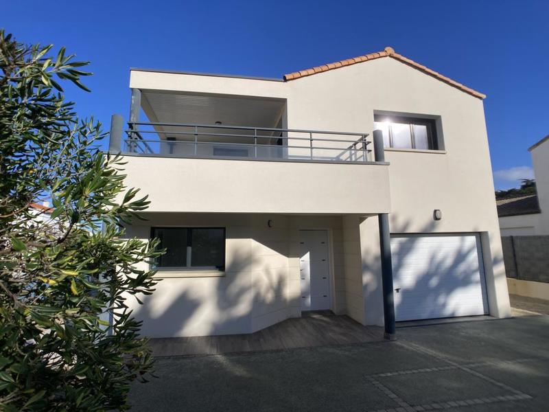 Maison - 109 m² - 4 pièces