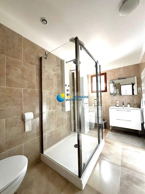 Maison - 165 m² - 6 pièces