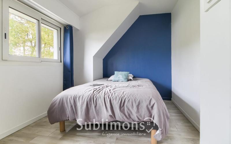 Maison traditionnelle - 114 m² - 7 pièces