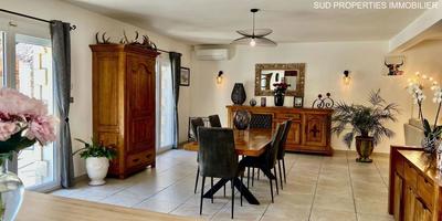 Propriété - 200 m² - 7 pièces