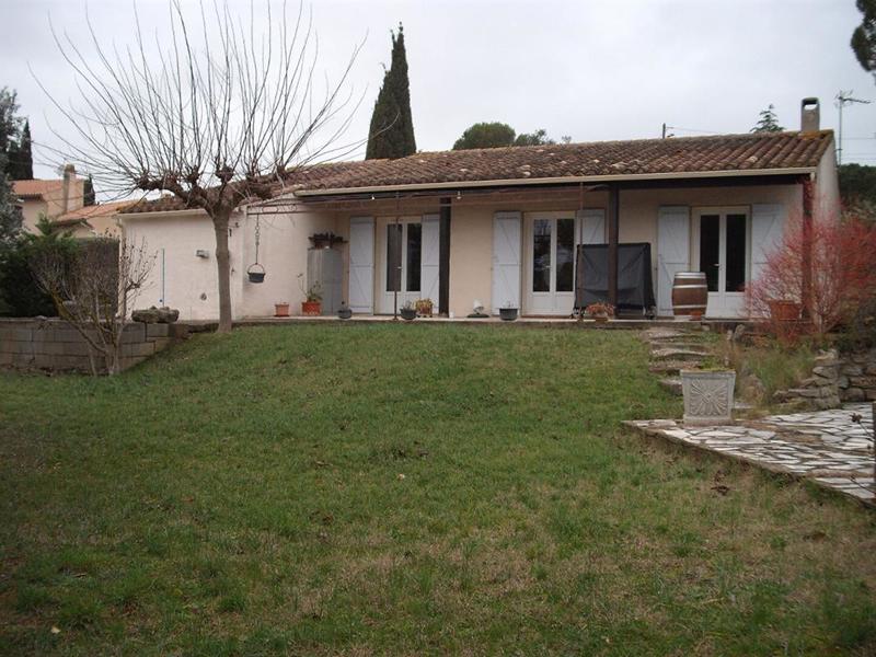 Villa - 90 m² - 5 pièces