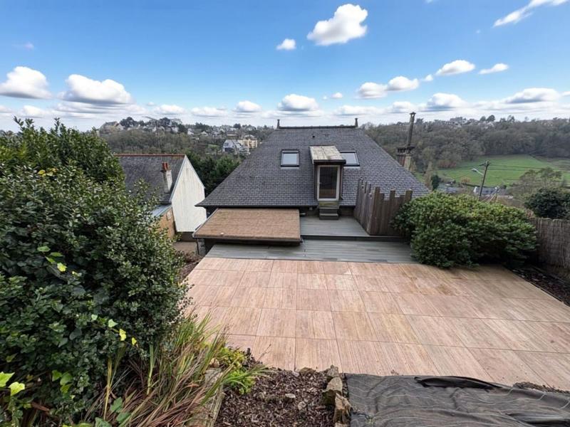 Maison - 101 m² - 5 pièces