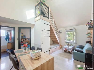 Maison - 200 m² - 3 pièces