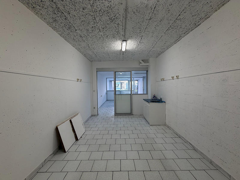 Local commercial - 53 m² - 2 pièces