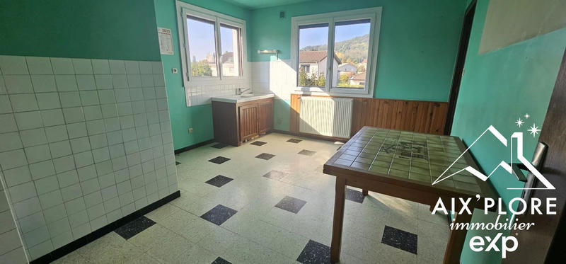 Maison - 174 m² - 7 pièces