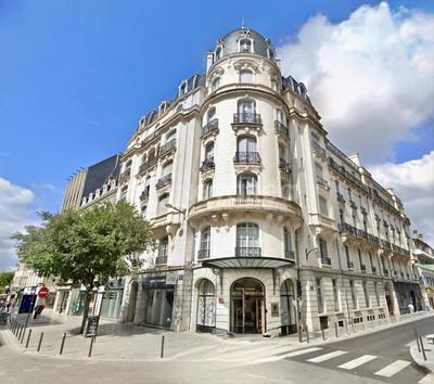 Local commercial - 627 m²