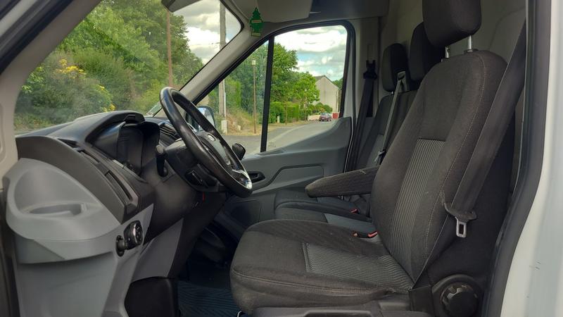 Ford Transit Fourgon L2h2 2.0 TDCi 130 Trend Business
