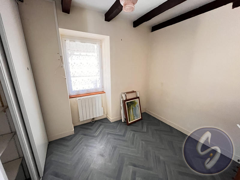 Maison traditionnelle - 82 m² - 4 pièces