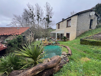 Maison - 95 m² - 4 pièces