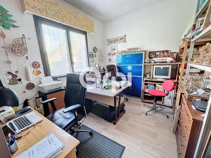 Maison - 220 m² - 6 pièces