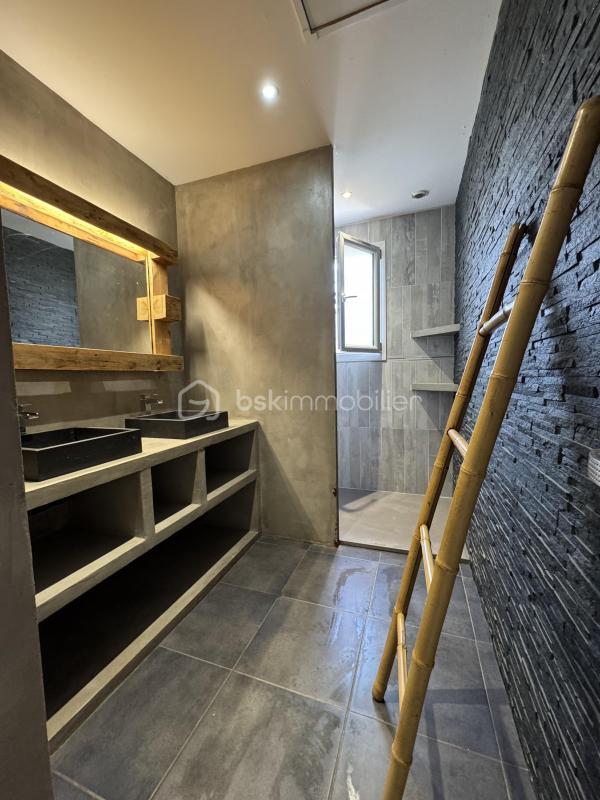 Villa - 70 m² - 3 pièces