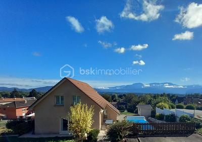 Maison - 136 m² - 5 pièces