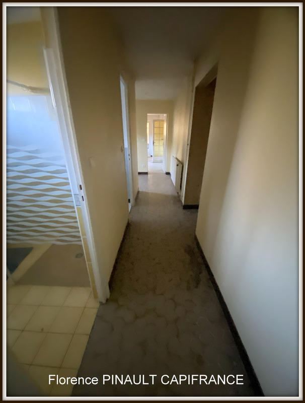 Maison - 218 m² - 10 pièces