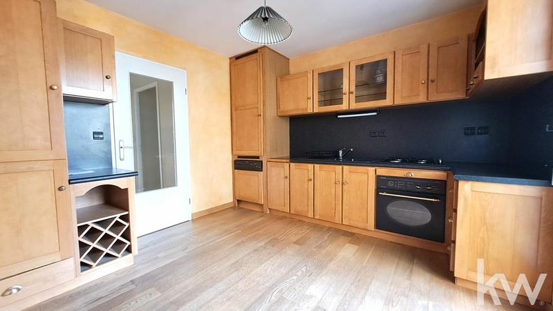 Appartement - 83 m² - 4 pièces