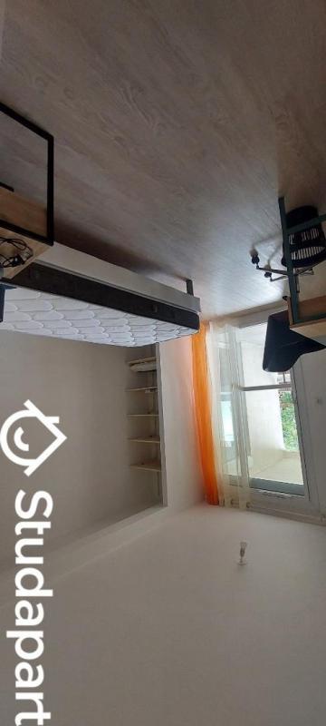 Chambre - 13 m² - 1 pièce