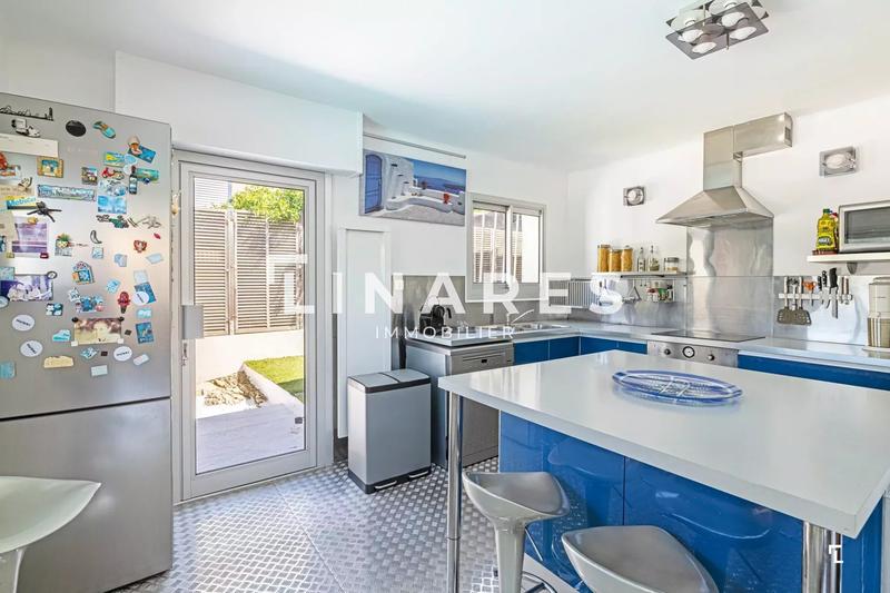 Villa - 140 m² - 7 pièces