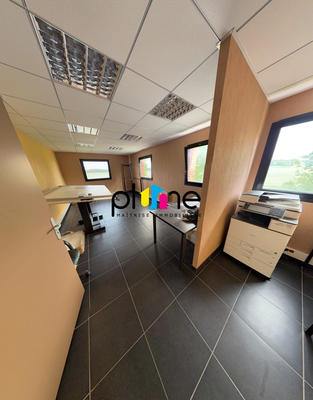 Bureau - 120 m²