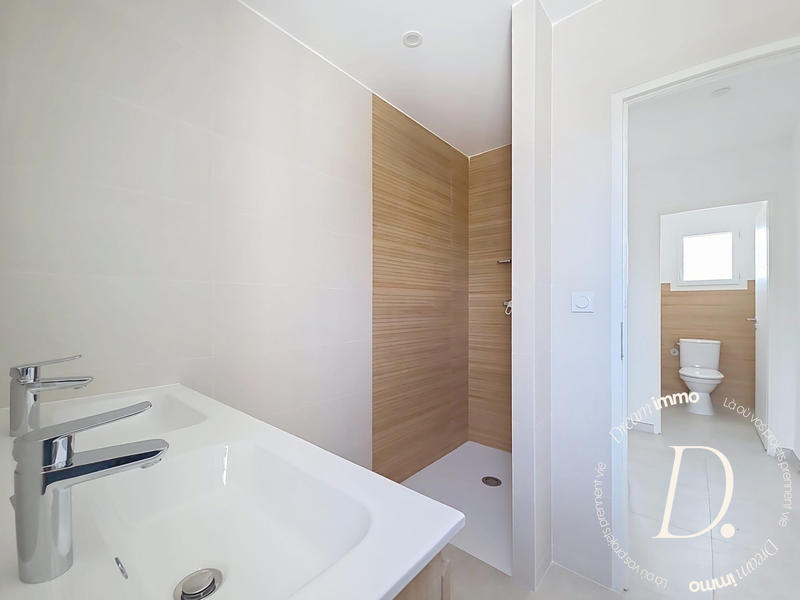 Villa - 90 m² - 4 pièces