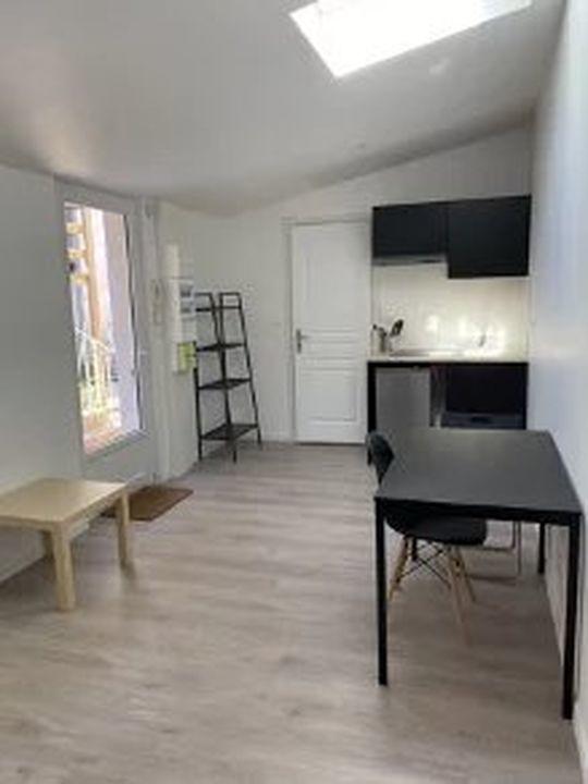 Studio - 18 m² - 1 pièce