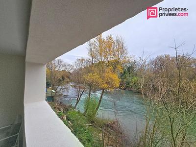 Maison - 450 m² - 6 pièces