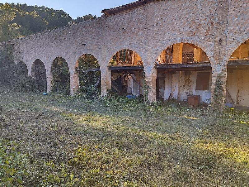 Corps de ferme - 760 m² - 1 pièce