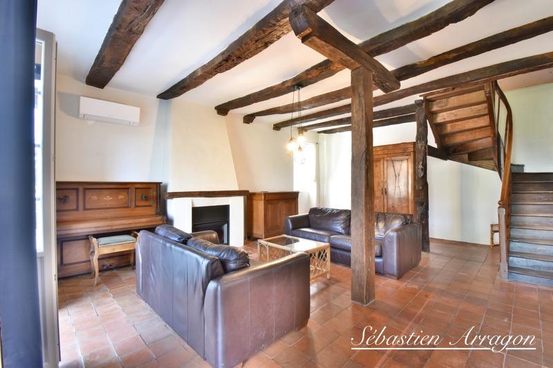 Maison en pierre - 190 m² - 8 pièces